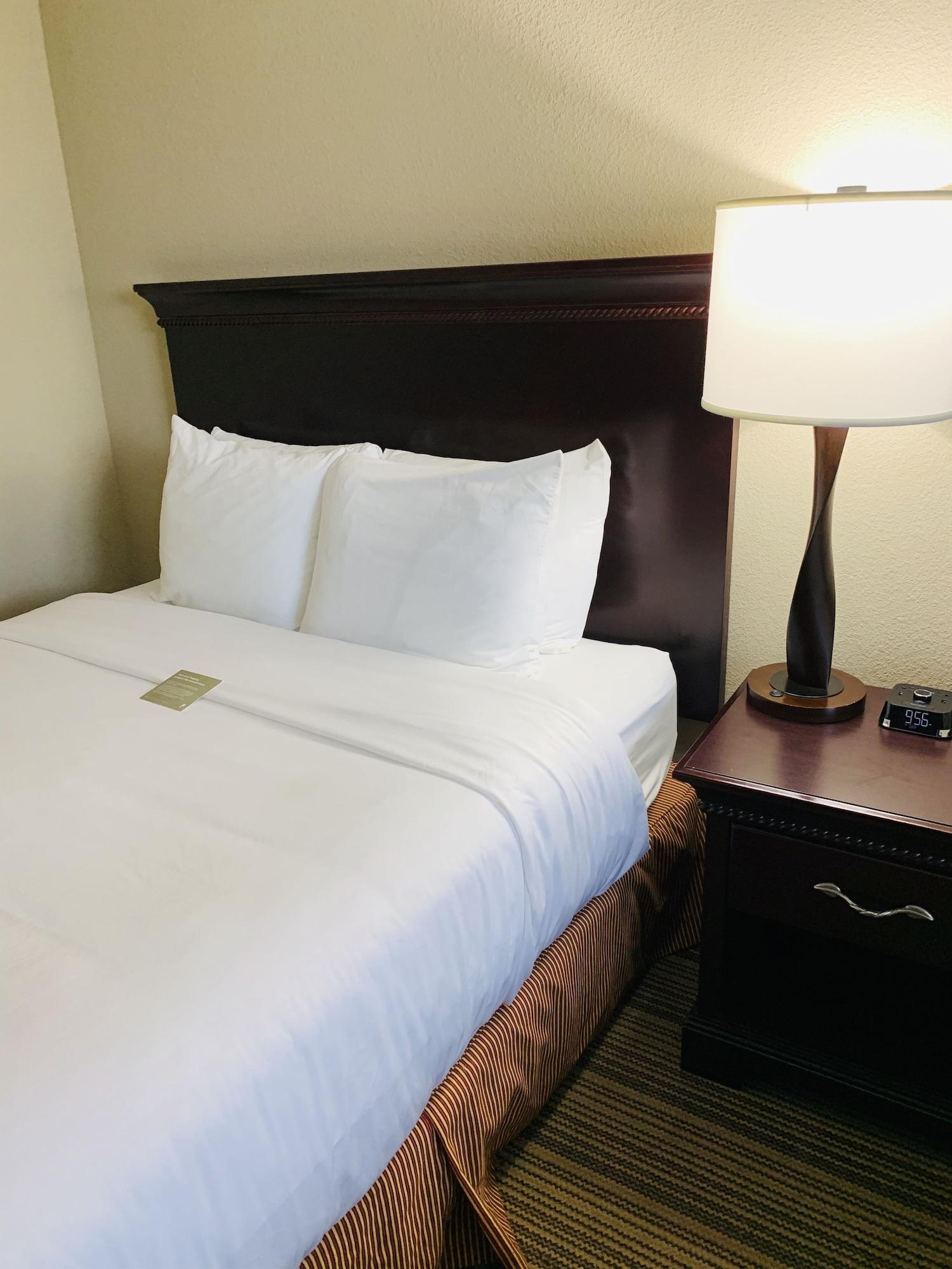 Country Inn & Suites By Radisson, Ithaca, Ny Buitenkant foto