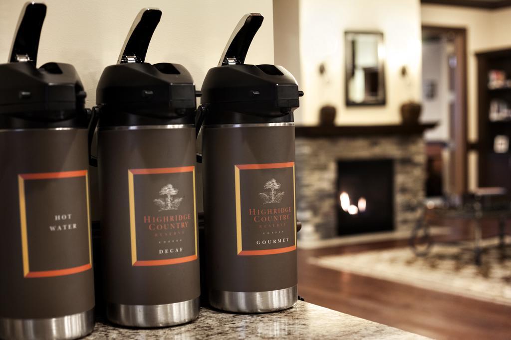 Country Inn & Suites By Radisson, Ithaca, Ny Buitenkant foto