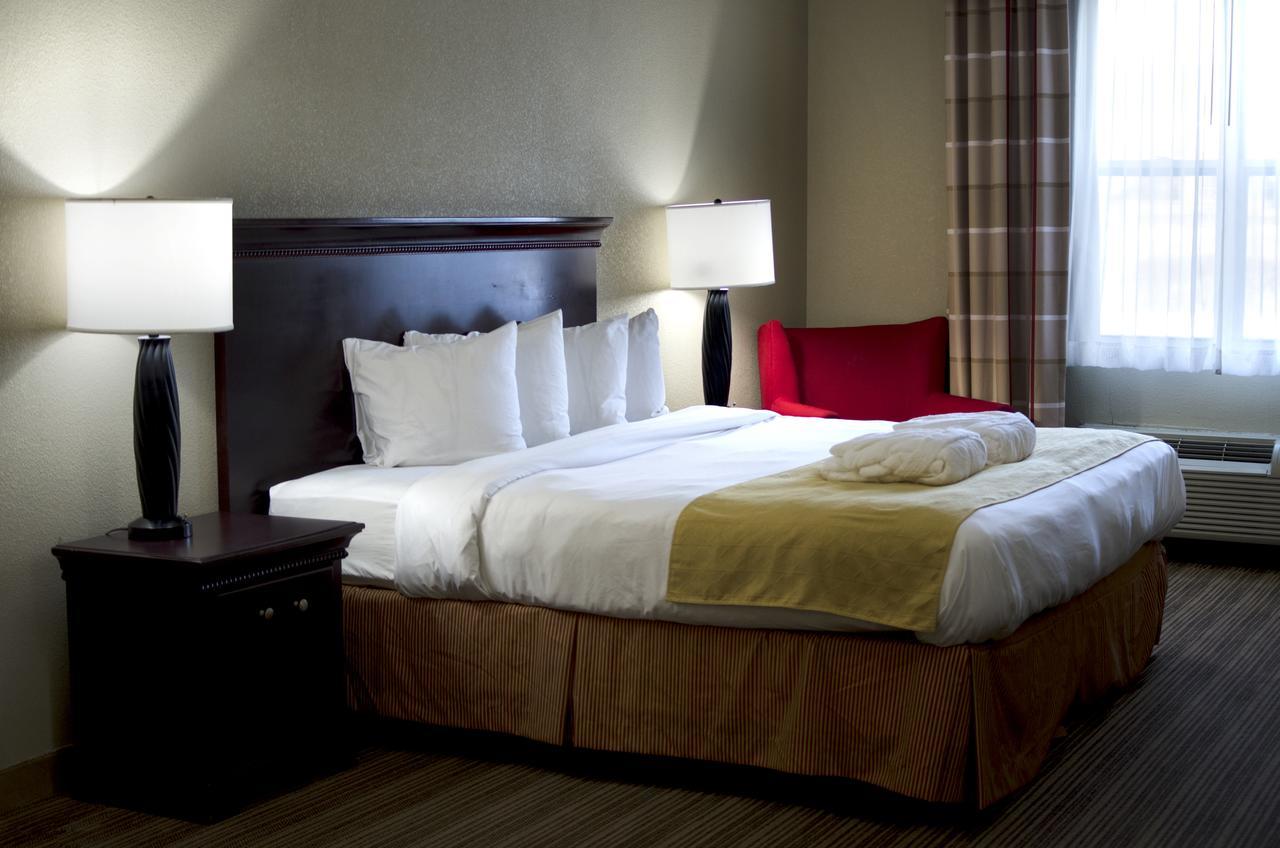 Country Inn & Suites By Radisson, Ithaca, Ny Buitenkant foto