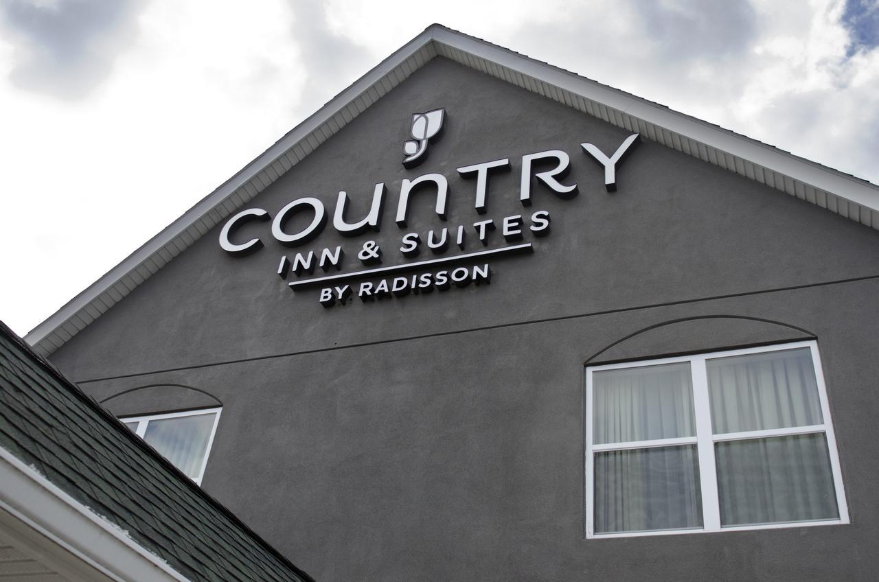 Country Inn & Suites By Radisson, Ithaca, Ny Buitenkant foto