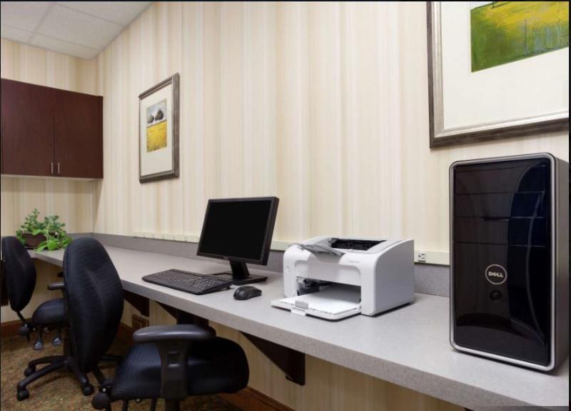 Country Inn & Suites By Radisson, Ithaca, Ny Buitenkant foto