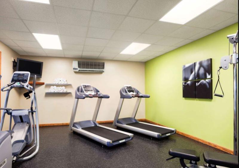 Country Inn & Suites By Radisson, Ithaca, Ny Buitenkant foto
