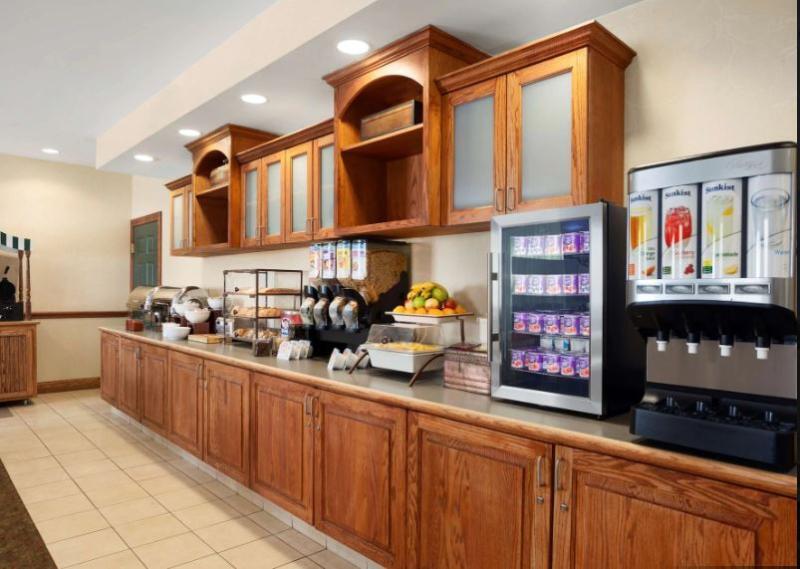 Country Inn & Suites By Radisson, Ithaca, Ny Buitenkant foto