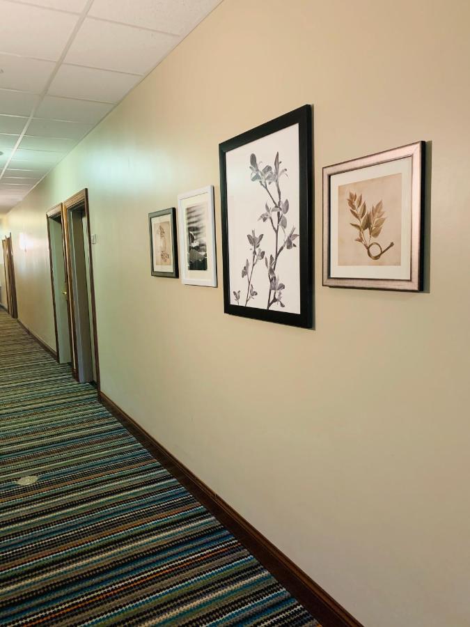 Country Inn & Suites By Radisson, Ithaca, Ny Buitenkant foto